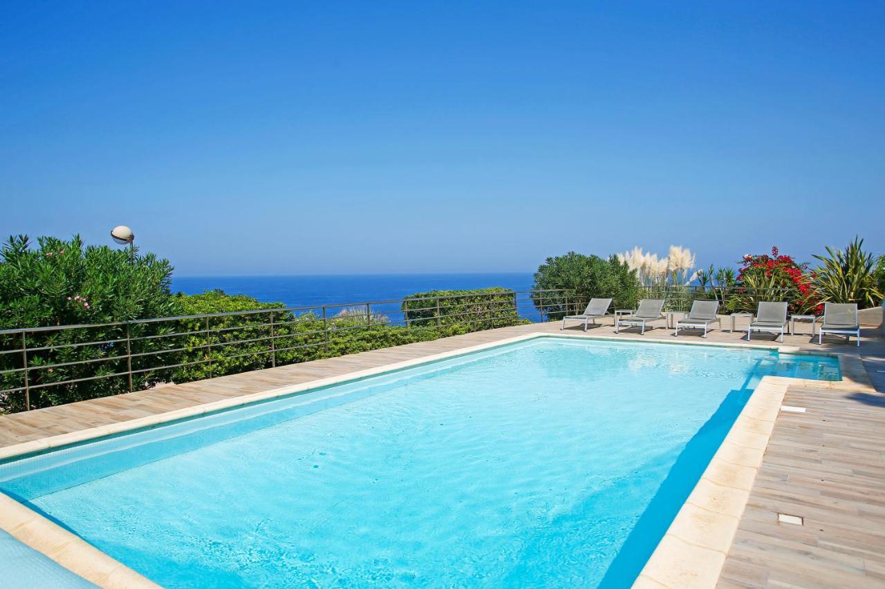 Le Saint Erasme, Hotel Eco Friendly Calvi  Exterior photo