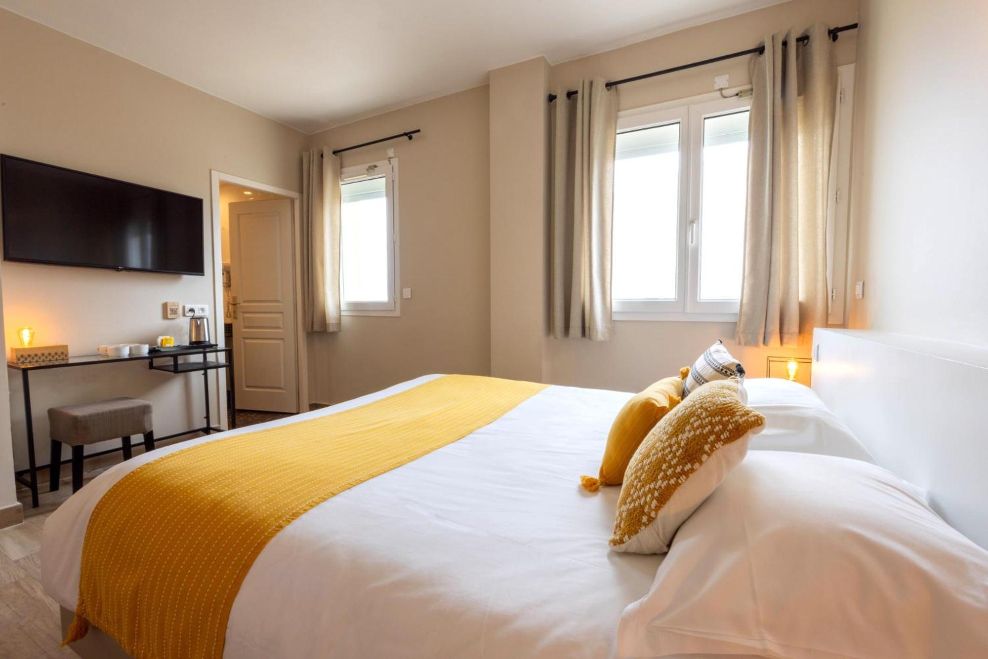 Le Saint Erasme, Hotel Eco Friendly Calvi  Exterior photo