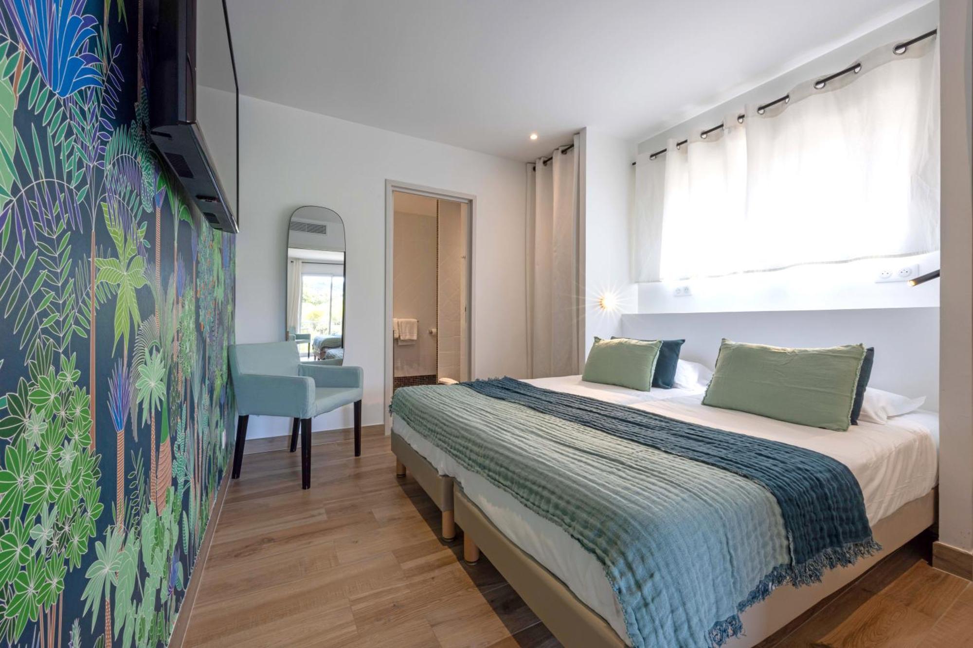 Le Saint Erasme, Hotel Eco Friendly Calvi  Exterior photo
