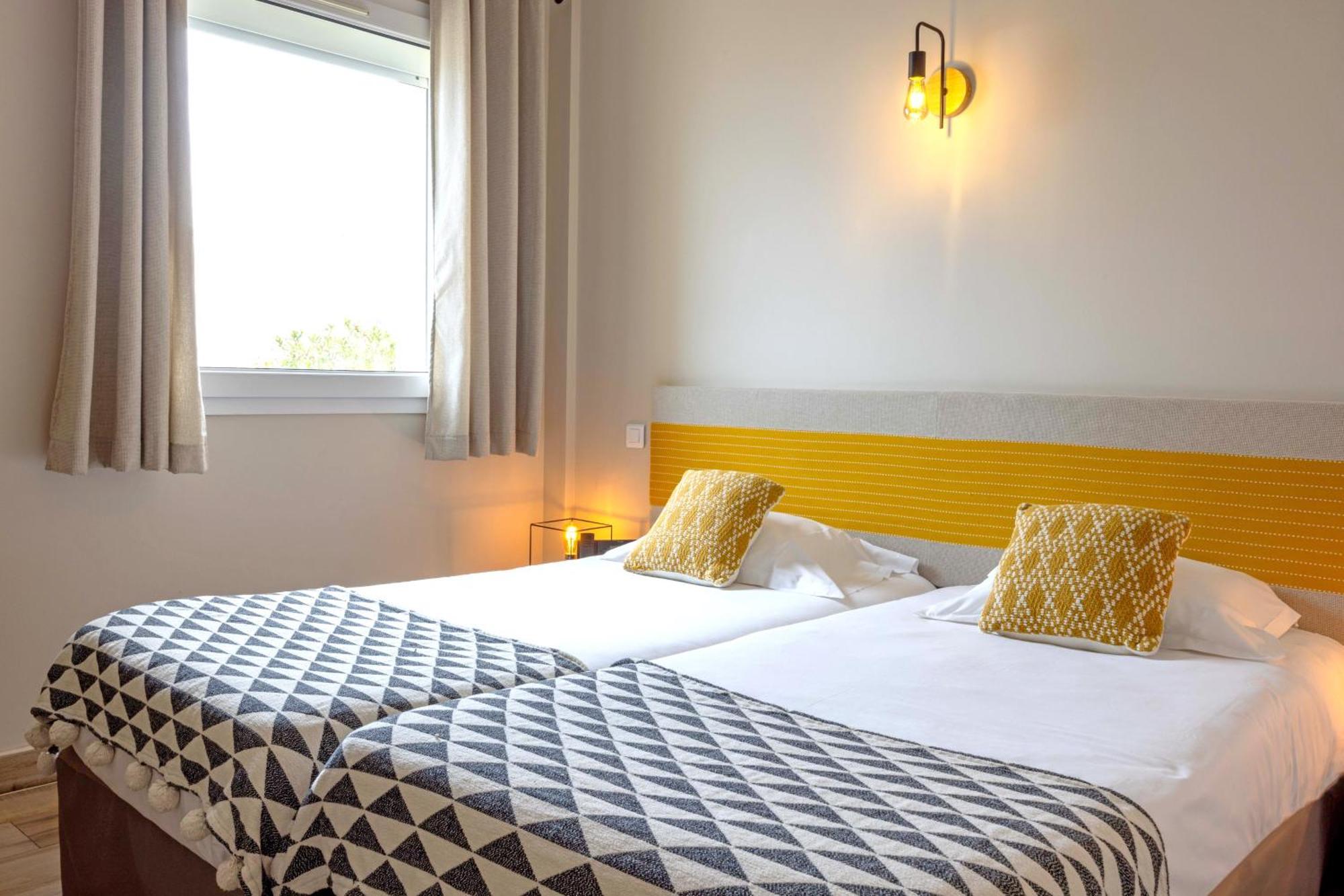 Le Saint Erasme, Hotel Eco Friendly Calvi  Exterior photo