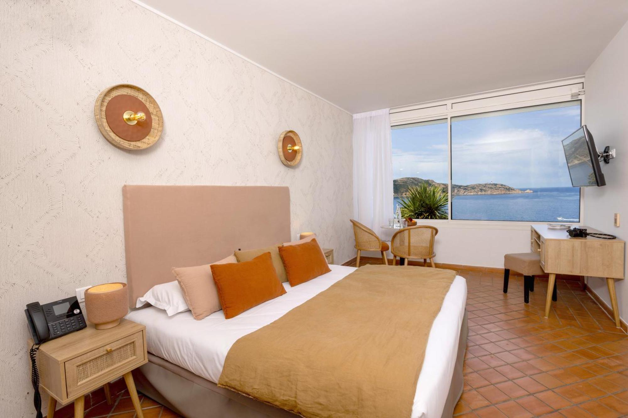 Le Saint Erasme, Hotel Eco Friendly Calvi  Exterior photo
